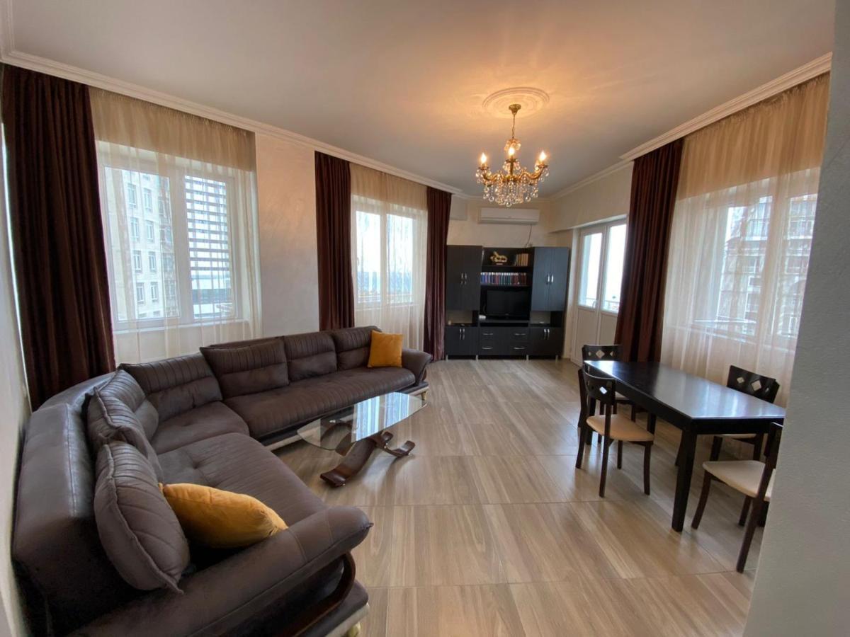 Gorgiladze Black Sea Apartment Batoumi Extérieur photo